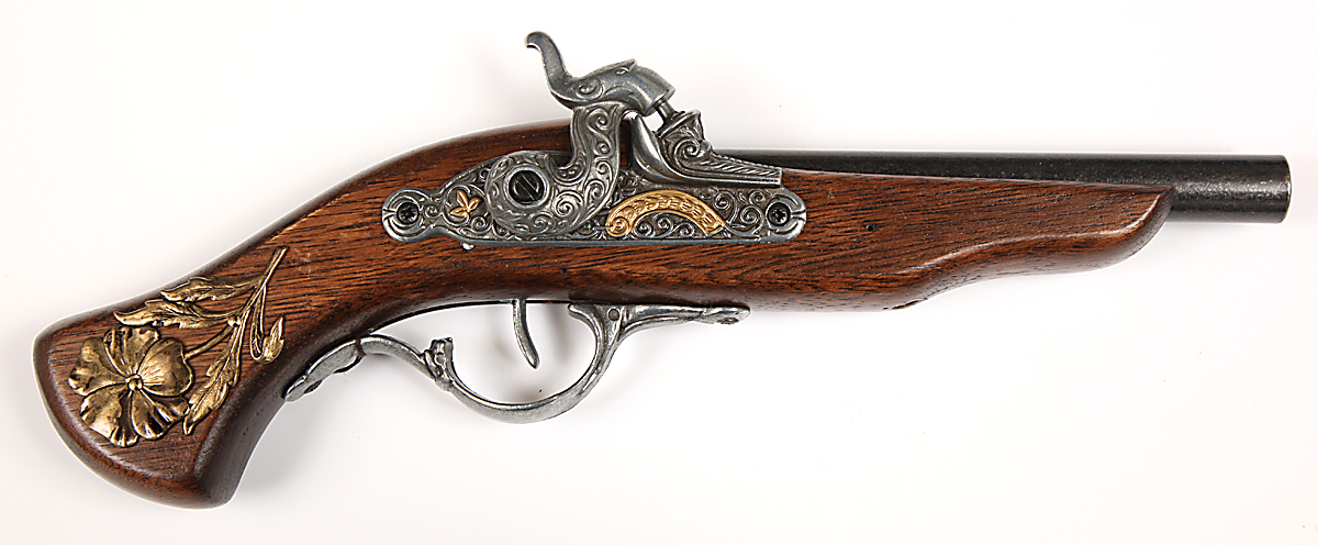 foto k�esadlov� pistole